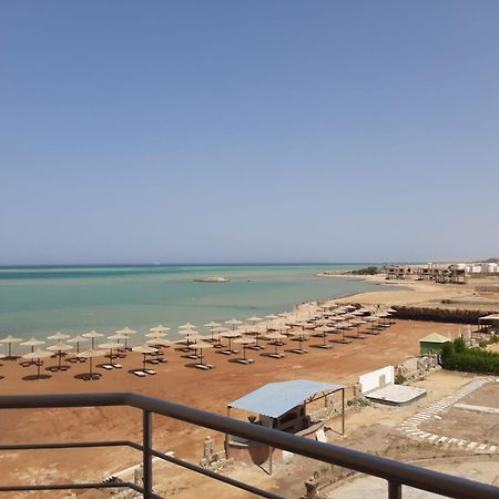 후르가다 Casablanca Beach For Families And Couples Only 아파트 호텔 외부 사진