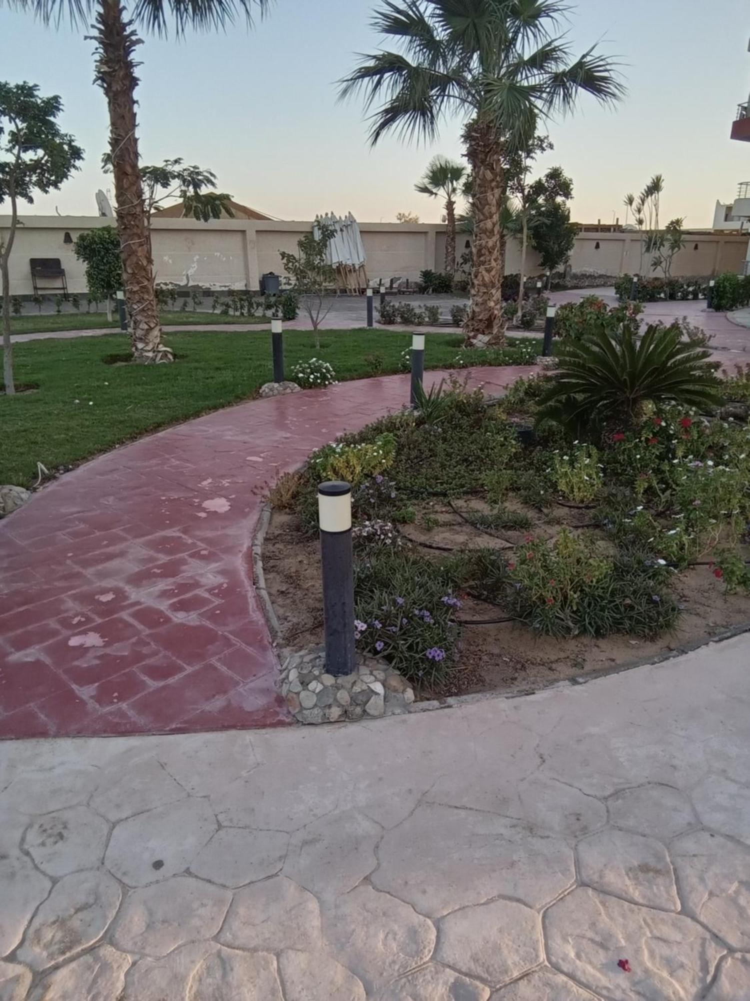 후르가다 Casablanca Beach For Families And Couples Only 아파트 호텔 외부 사진