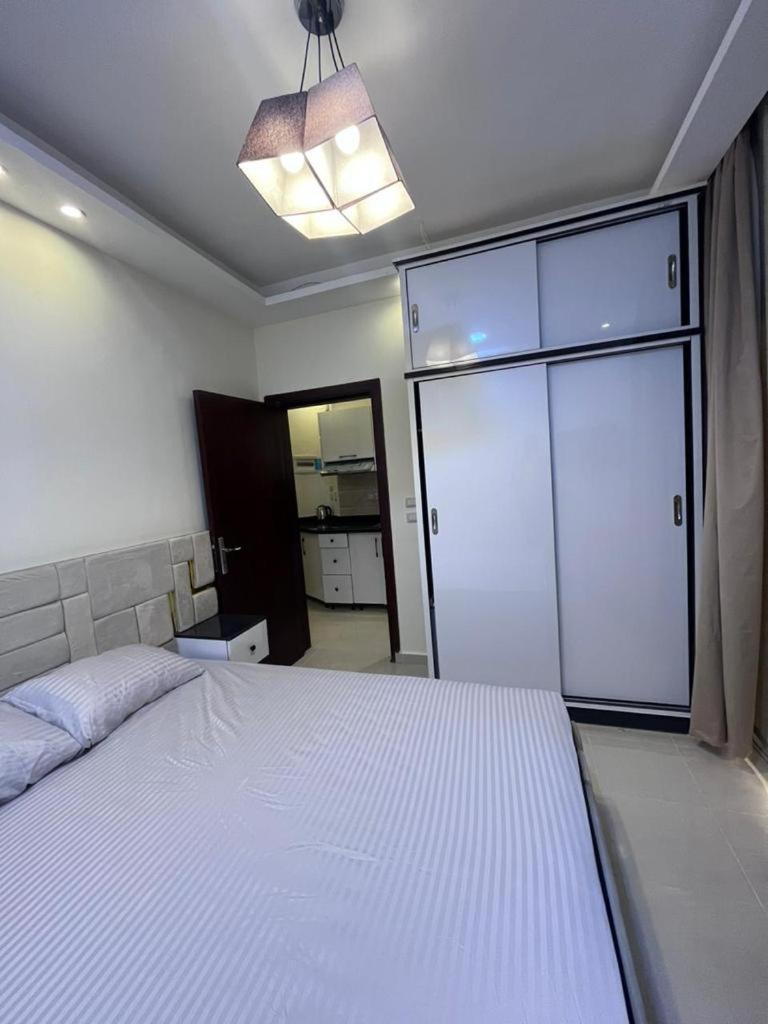 후르가다 Casablanca Beach For Families And Couples Only 아파트 호텔 외부 사진