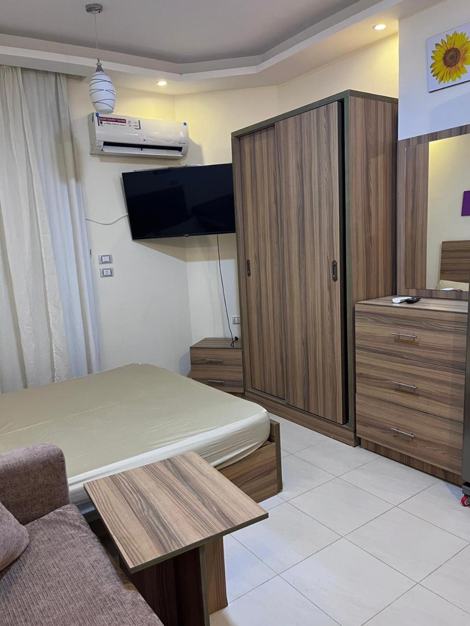 후르가다 Casablanca Beach For Families And Couples Only 아파트 호텔 외부 사진