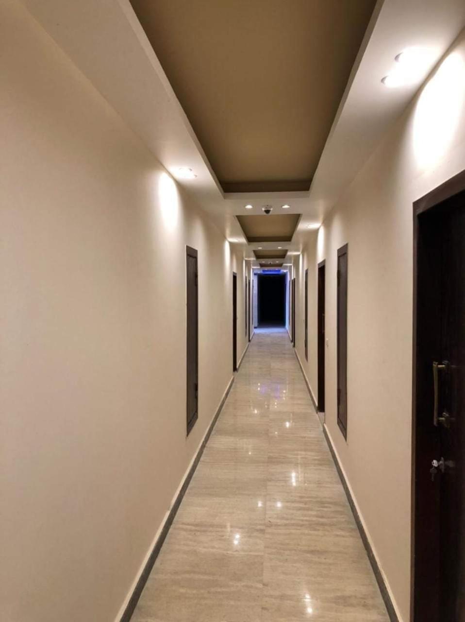후르가다 Casablanca Beach For Families And Couples Only 아파트 호텔 외부 사진
