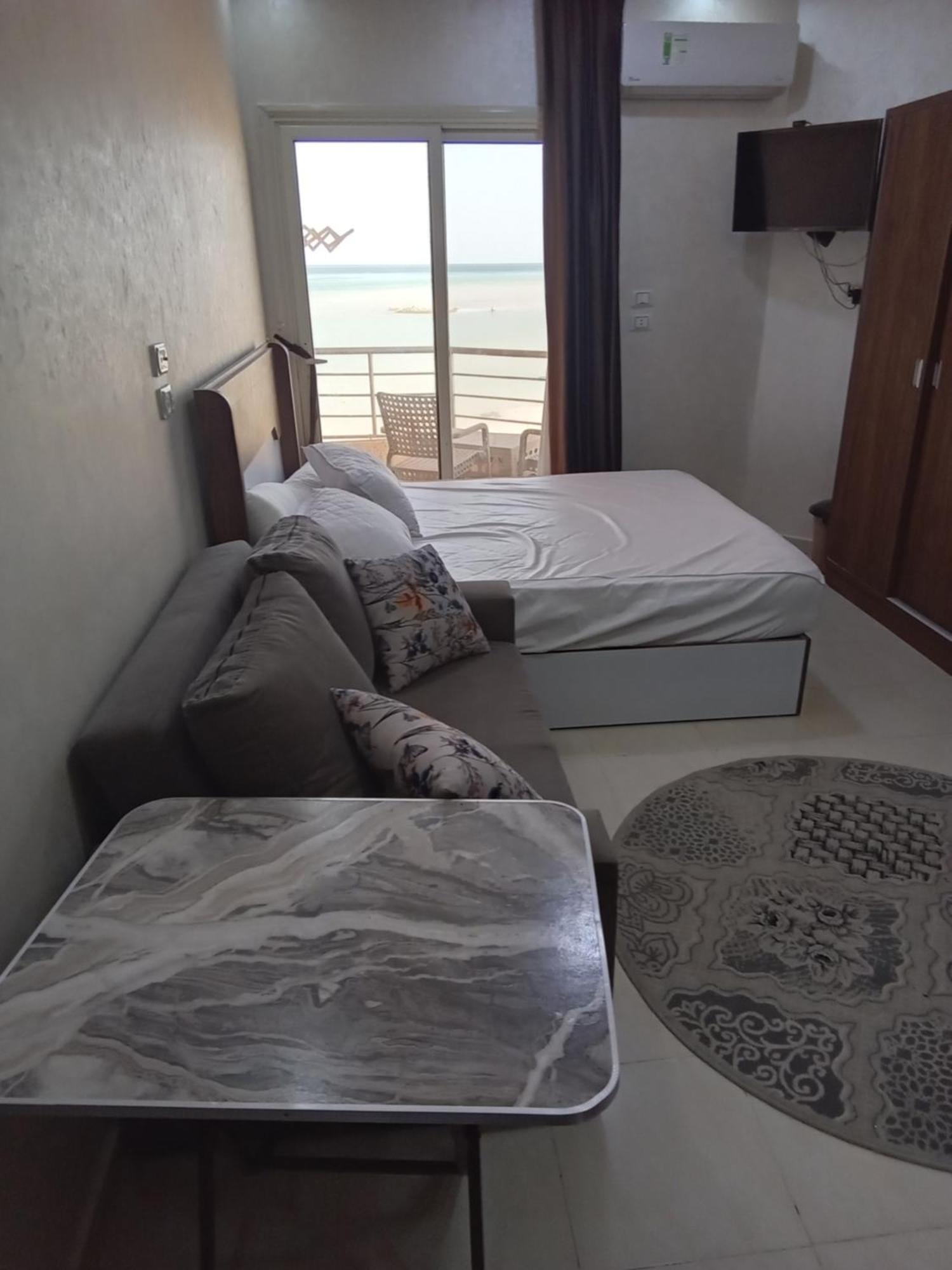 후르가다 Casablanca Beach For Families And Couples Only 아파트 호텔 외부 사진