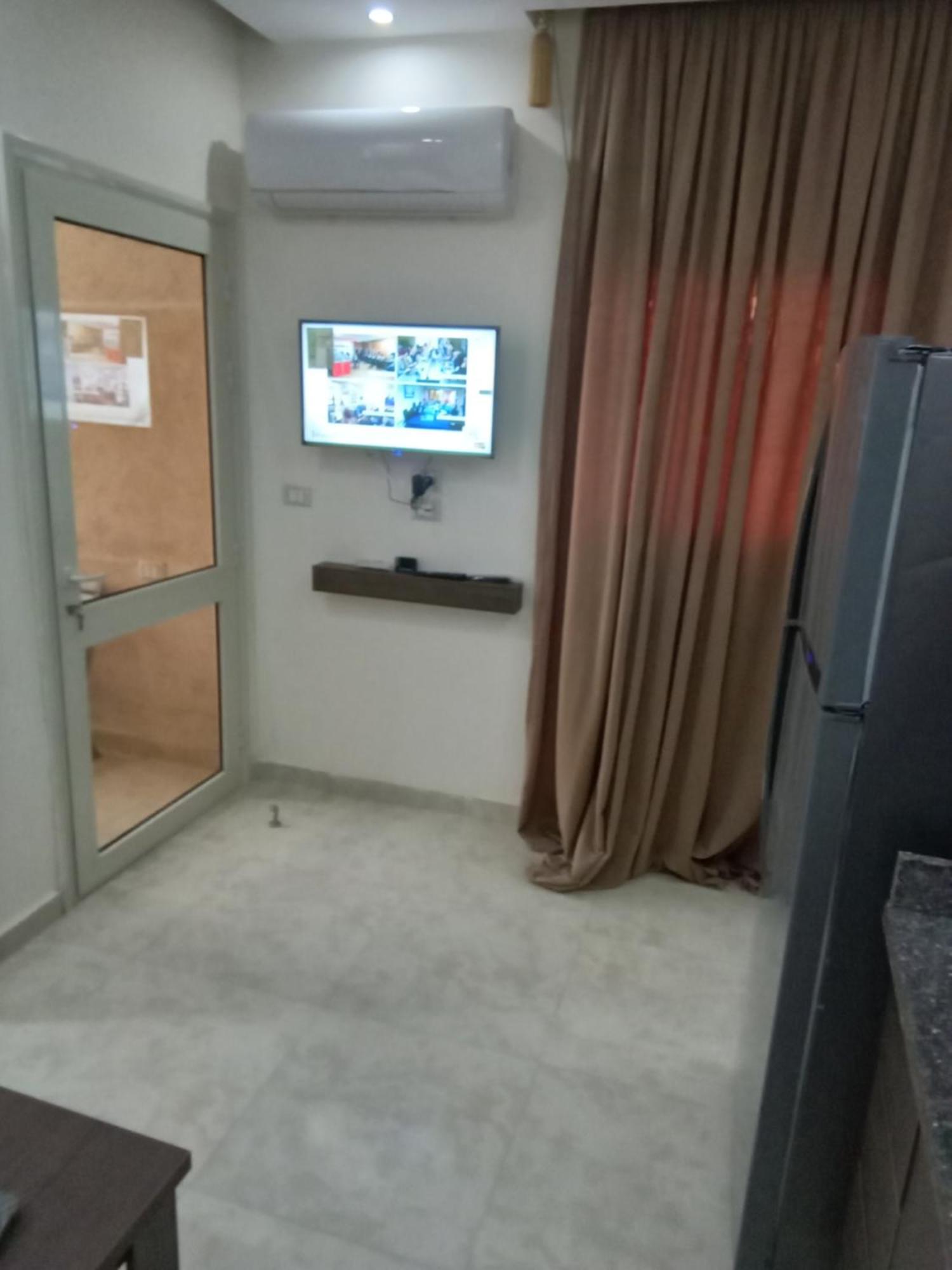 후르가다 Casablanca Beach For Families And Couples Only 아파트 호텔 외부 사진
